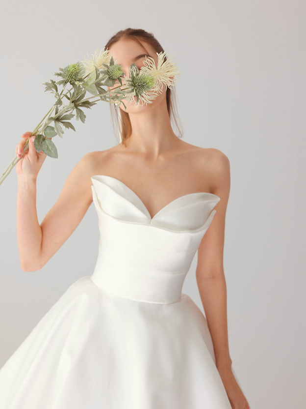 필라소피아르 라피네브라이덜 드레스 이미지 2